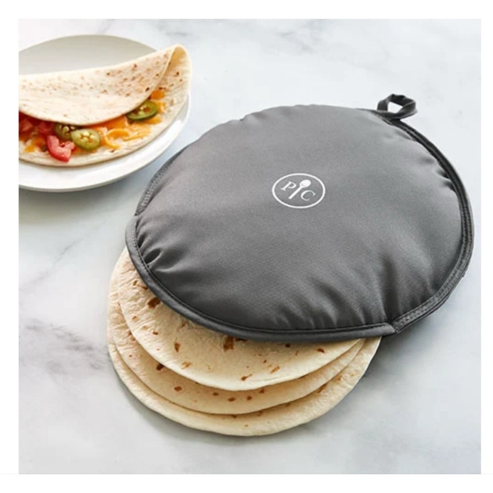 Pampered Chef Gray Tortilla Warmer
